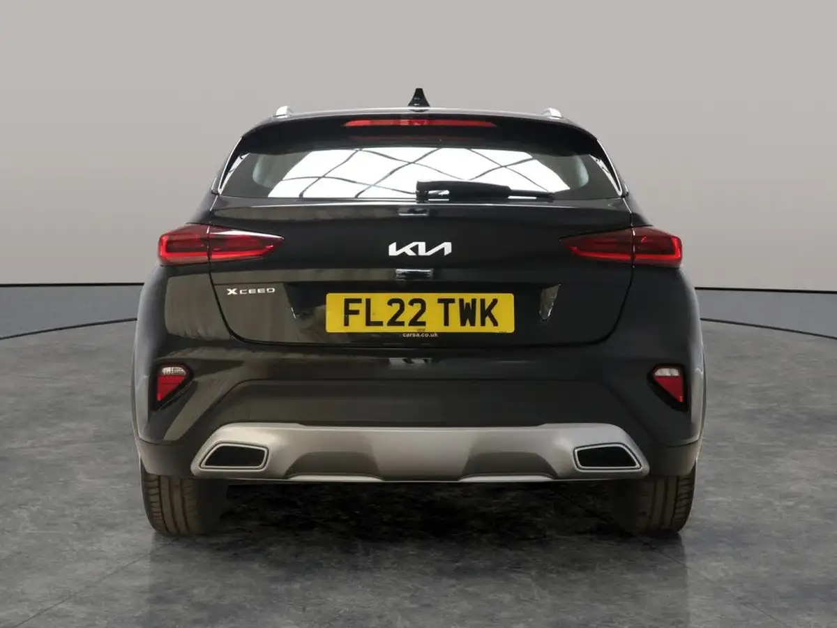 2022-kia-xceed-10-t-gdi-2-big-12