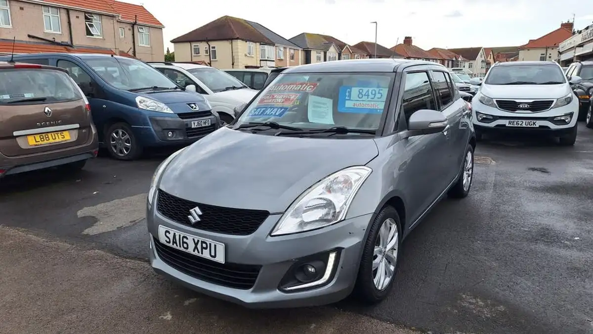 2016-suzuki-swift-12-sz4-94ps-nav-5d-at-big-1