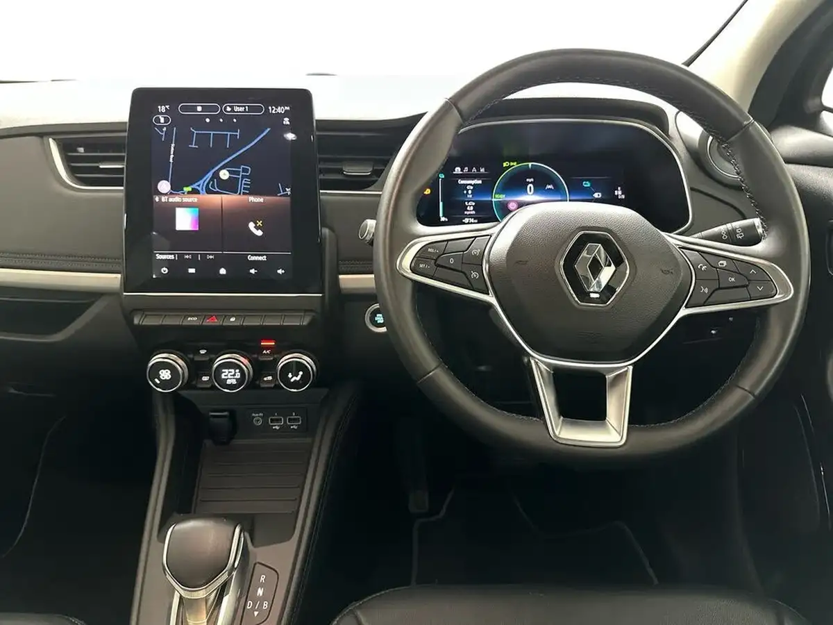2022-renault-zoe-e-gt-line-big-15