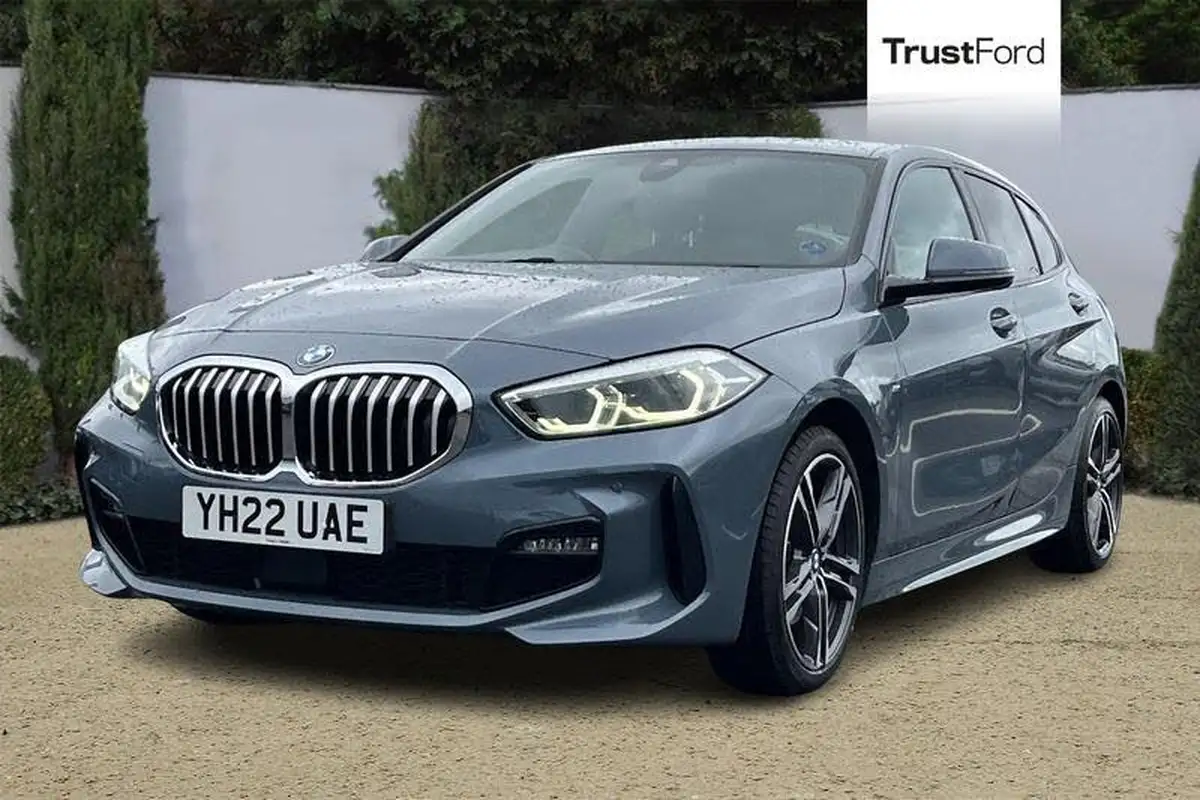 2022-bmw-1-series-15-118i-m-sport-lcp-dct-big-4