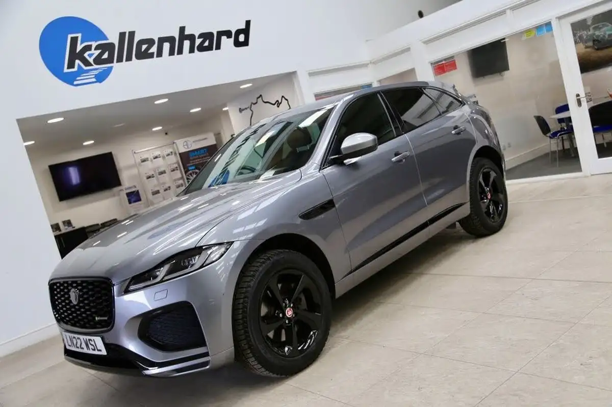2022-jaguar-f-pace-20-d200-r-dynamic-s-big-8