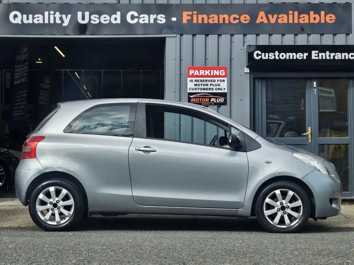 2008-toyota-yaris-13-tr-3d-big-4