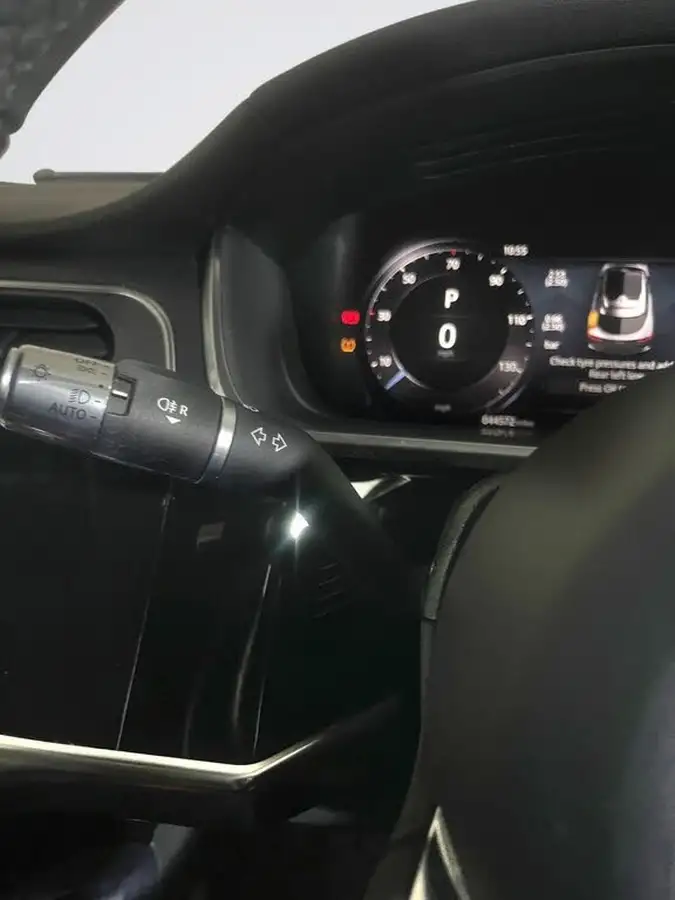 2020-jaguar-i-pace-ev400-hse-big-18