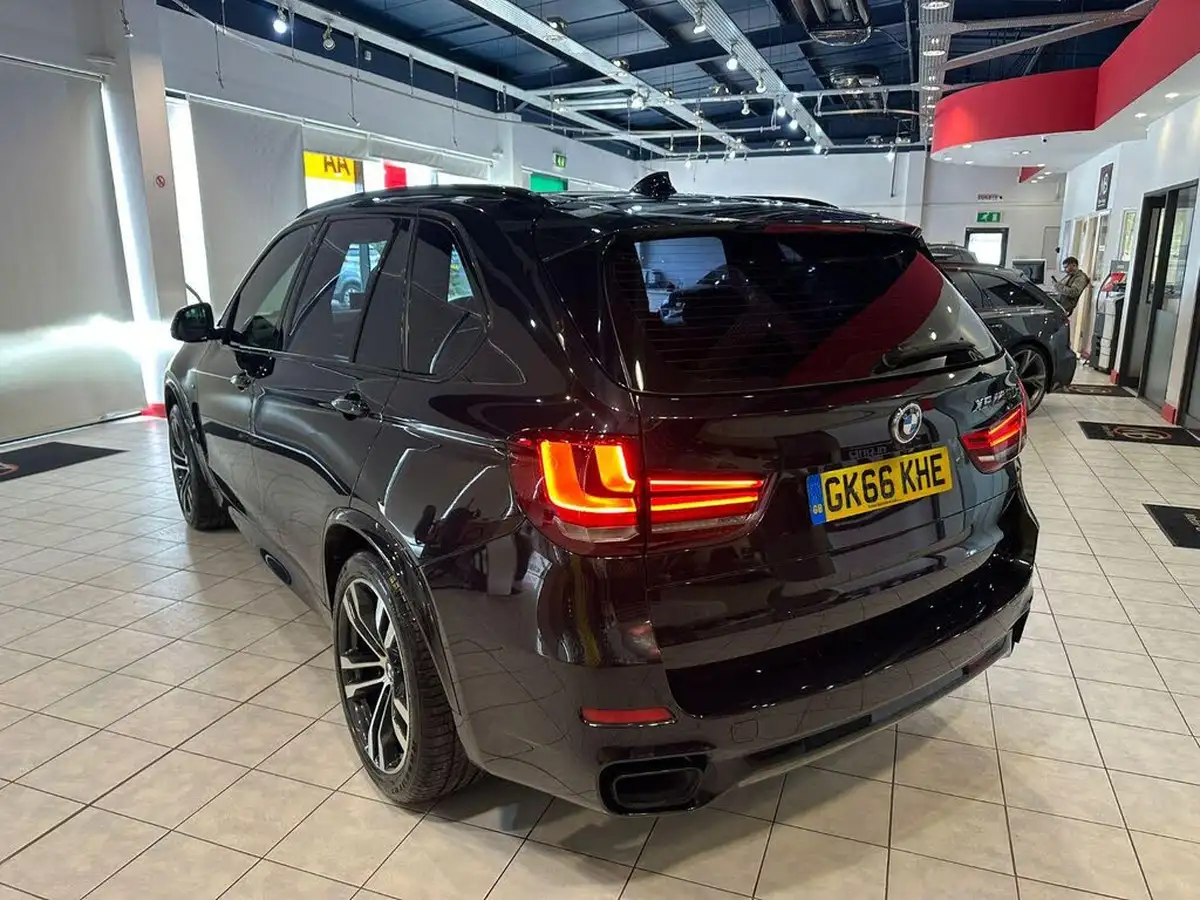 2016-bmw-x5-30td-m50d-big-6