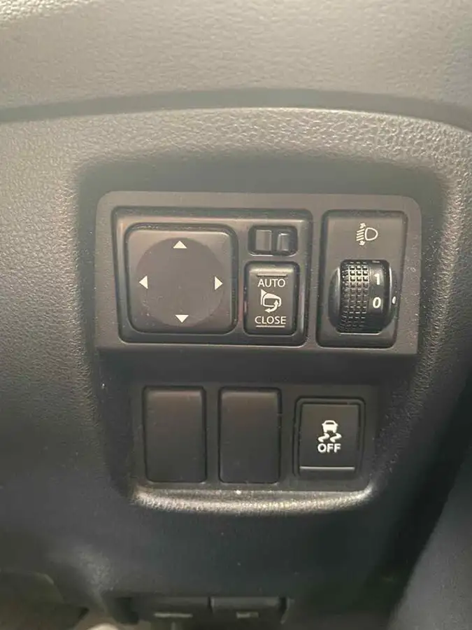 2013-nissan-juke-16-tekna-16v-1598cc-cvt-big-22