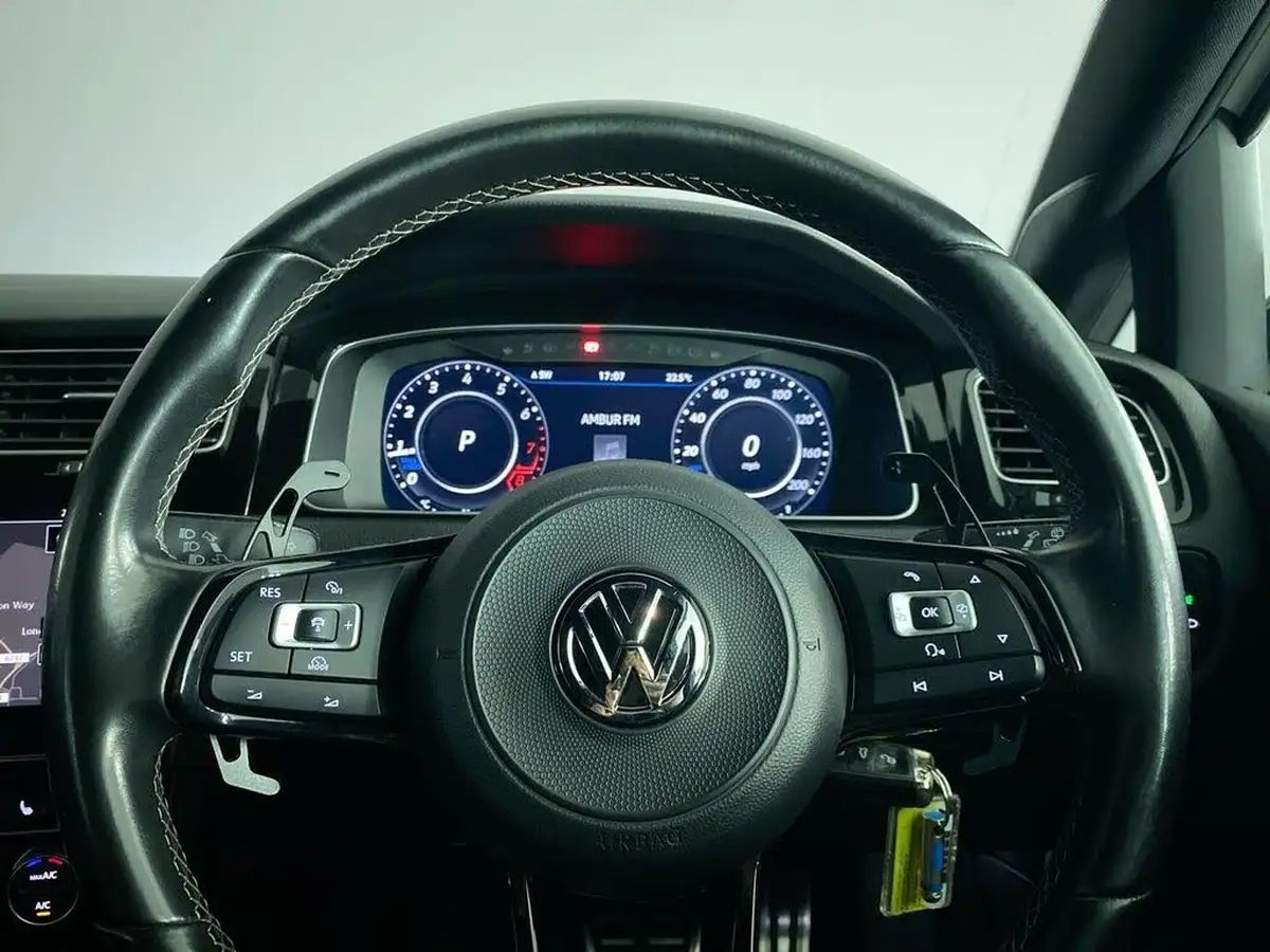 2017-volkswagen-golf-20-tsi-r-310ps-4motion-ss-hatchback-5d-dsg-big-21