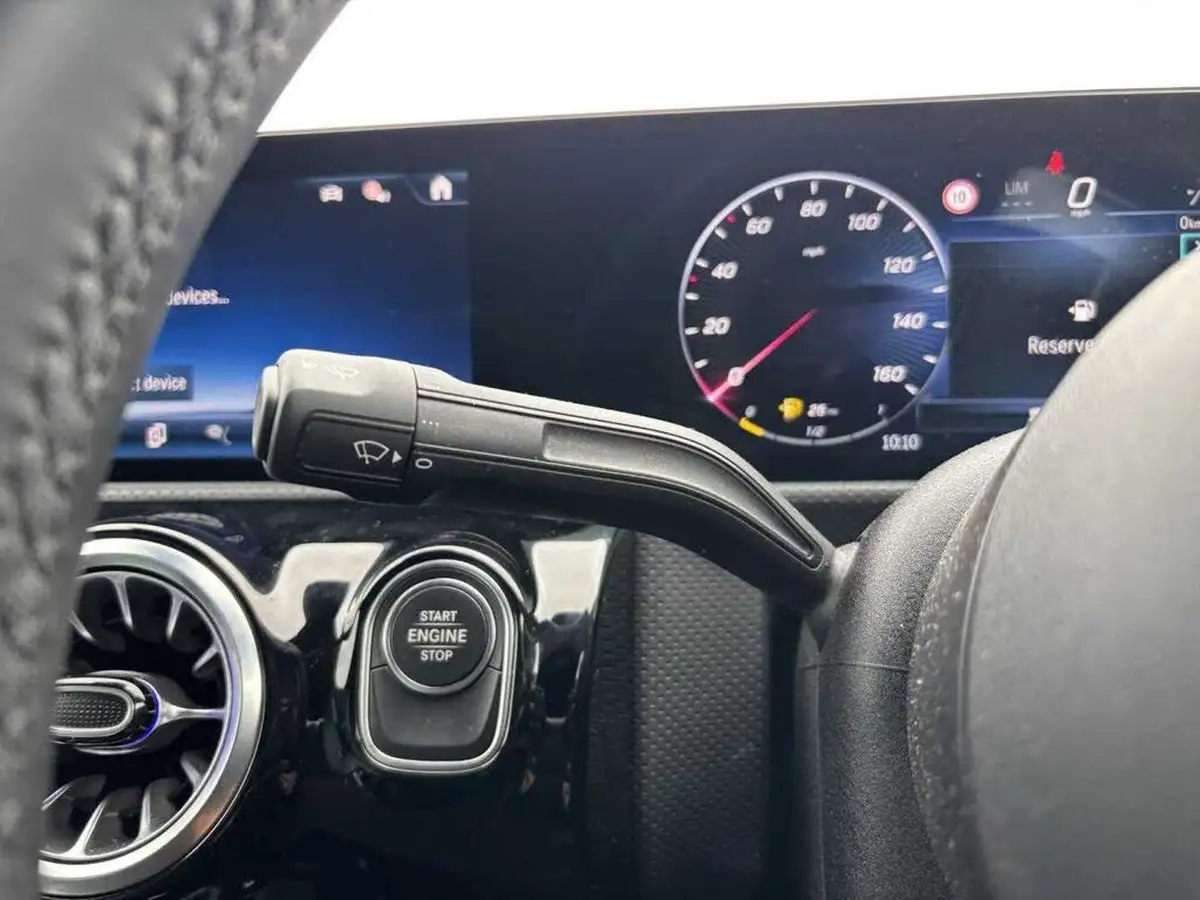 2024-mercedes-benz-cla-big-38