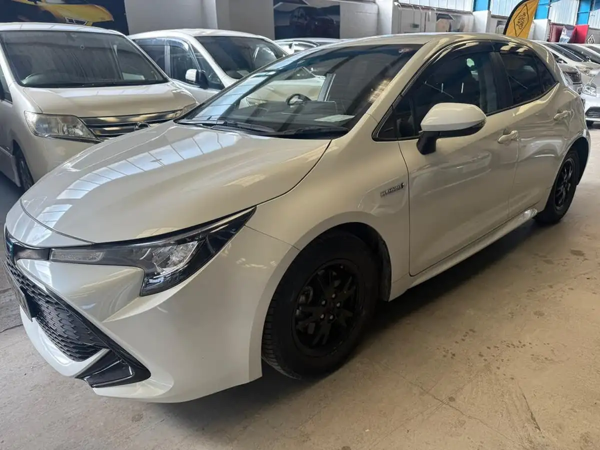 2019-toyota-corolla-big-2