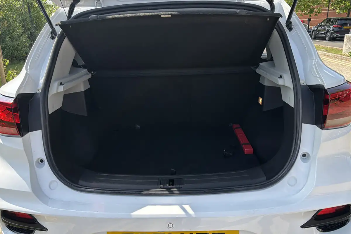 2021-mg-zs-suv-15-vti-tech-exclusive-big-18