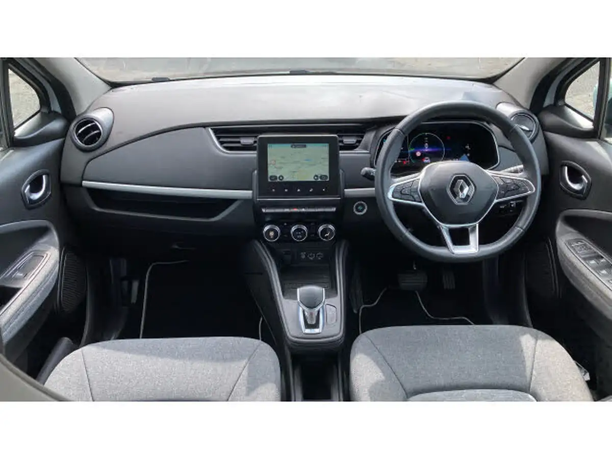 2022-renault-zoe-e-iconic-135ps-r135ev50-rapid-charge-big-9