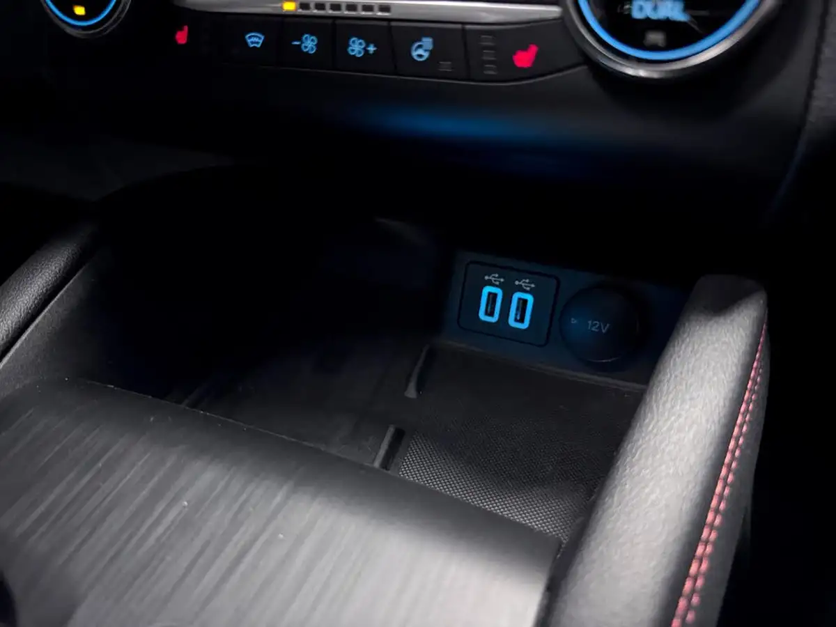 2022-ford-kuga-25t-st-line-x-edition-225ps-phev-big-30