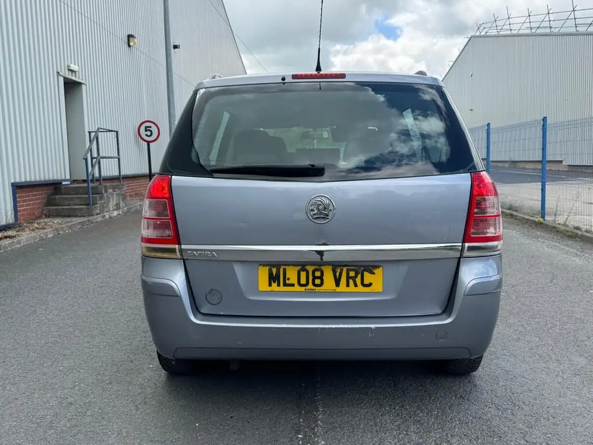 2008-vauxhall-zafira-16-exclusiv-105ps-big-9