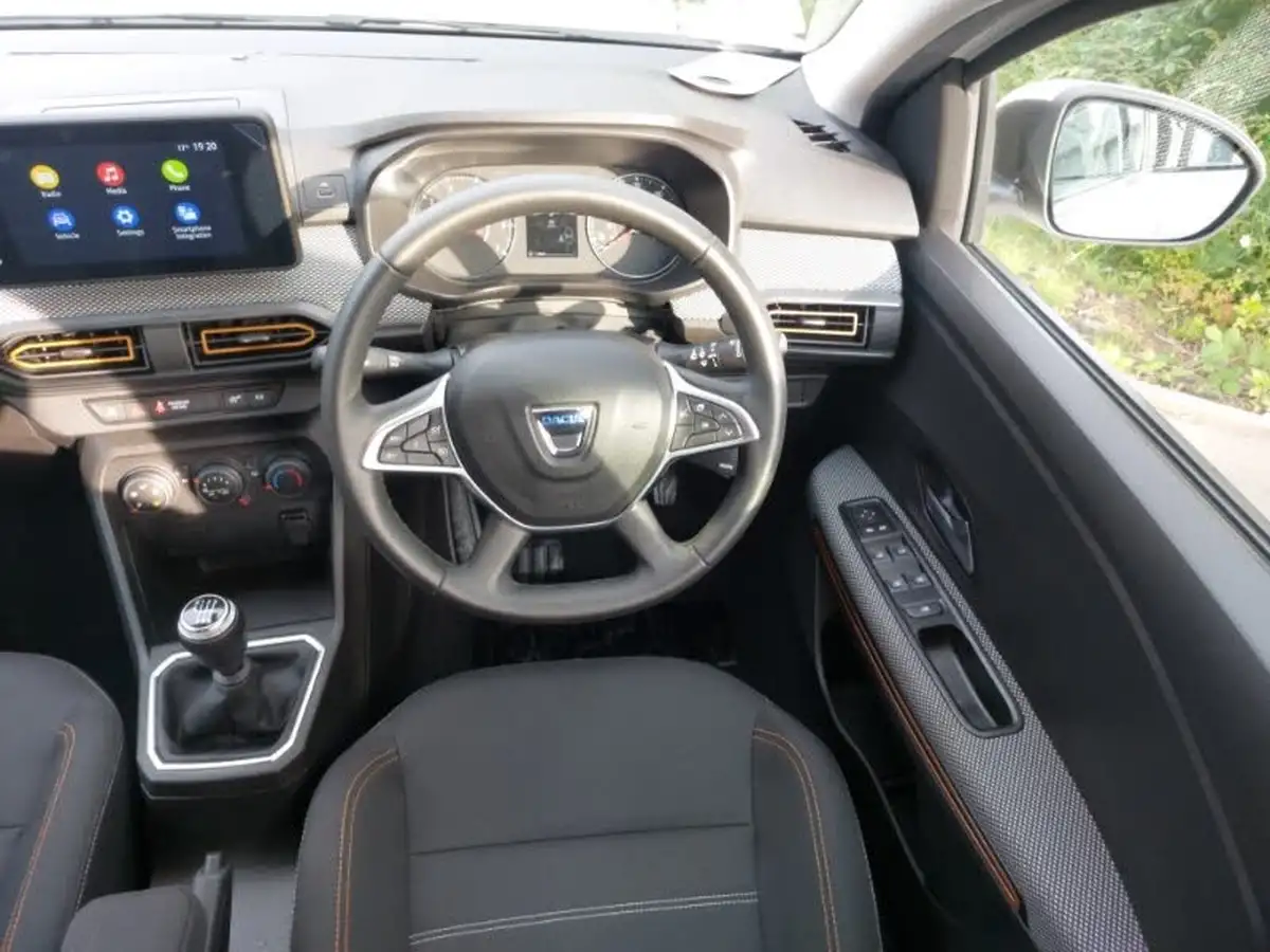 2022-dacia-sandero-stepway-10-tce-comfort-90bhp-big-6