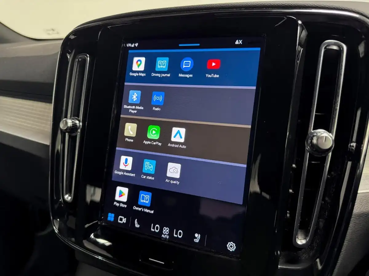 2023-volvo-xc40-20-b3-plus-big-44
