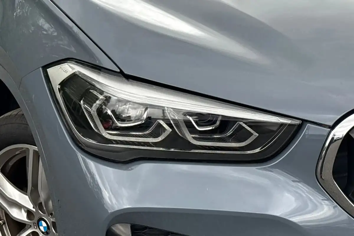 2019-bmw-x1-20-xdrive20i-m-sport-big-24