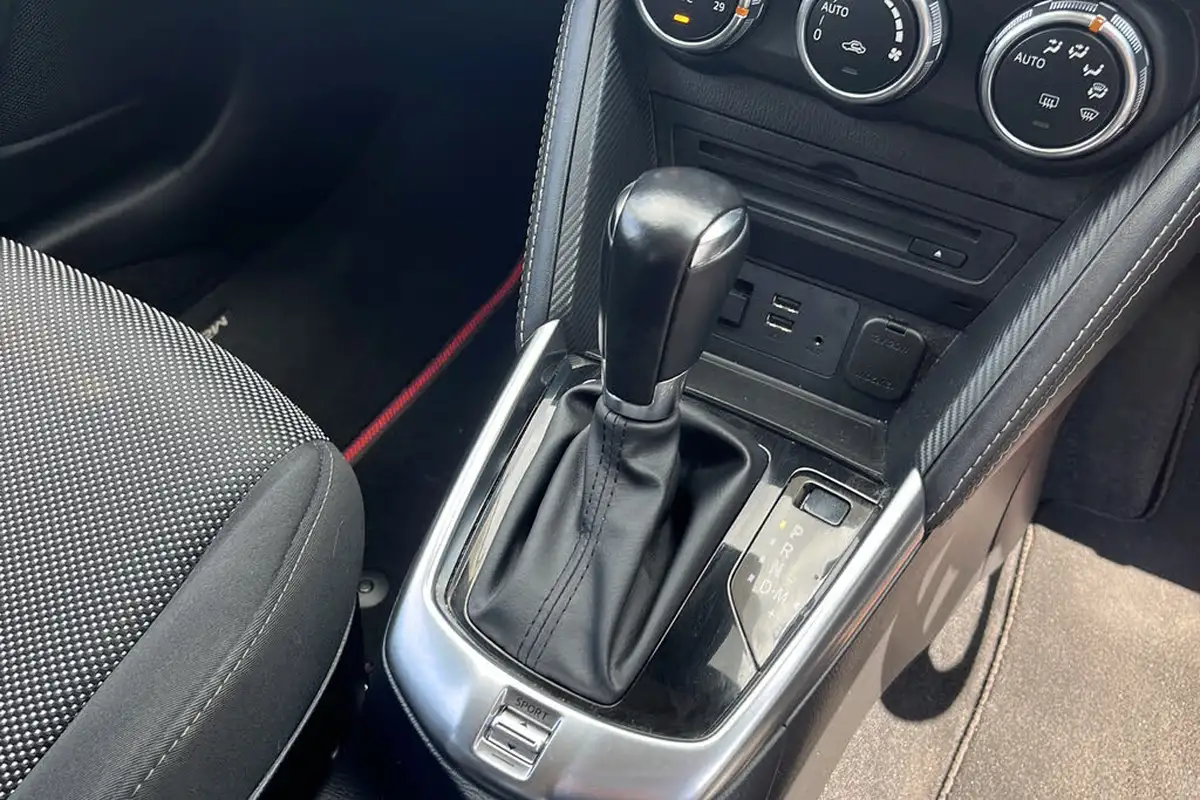 2019-mazda-mazda2-15-sport-nav-auto-big-11