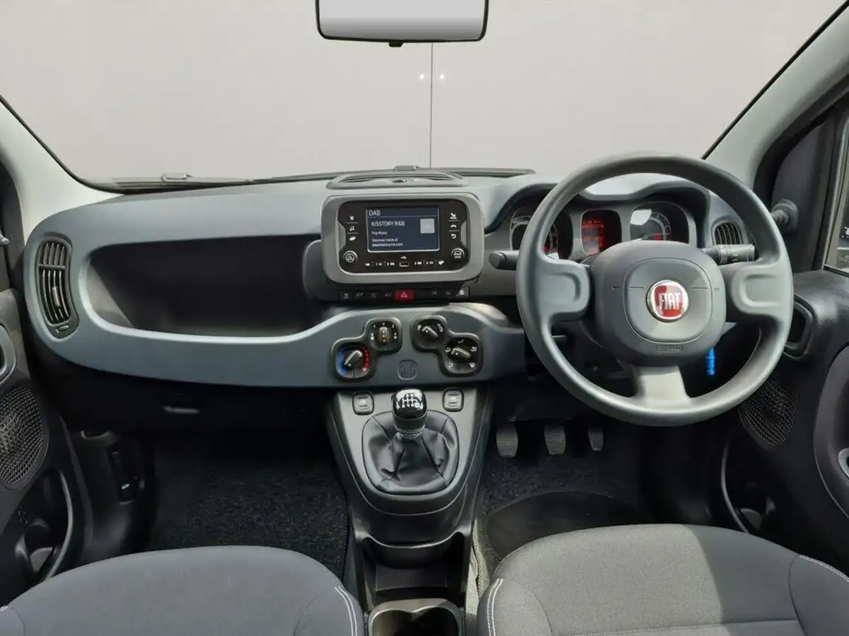 2023-fiat-panda-10-big-28