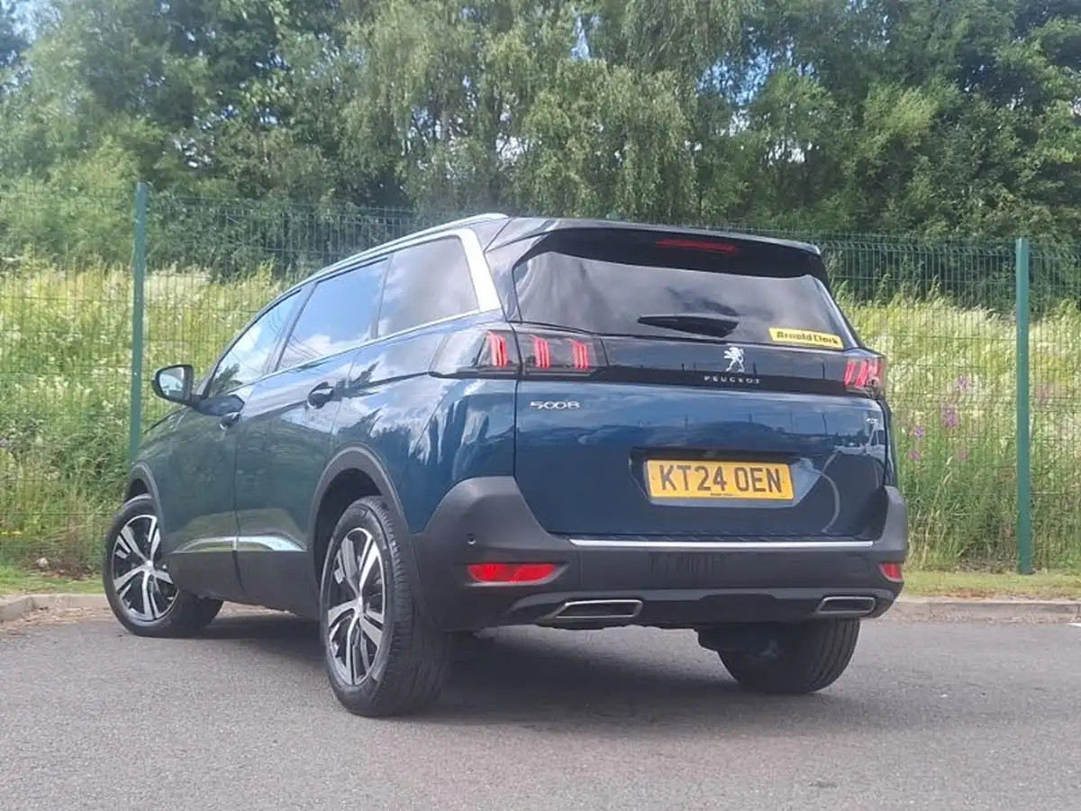 2024-peugeot-5008-suv-15-bluehdi-gt-130ps-big-1