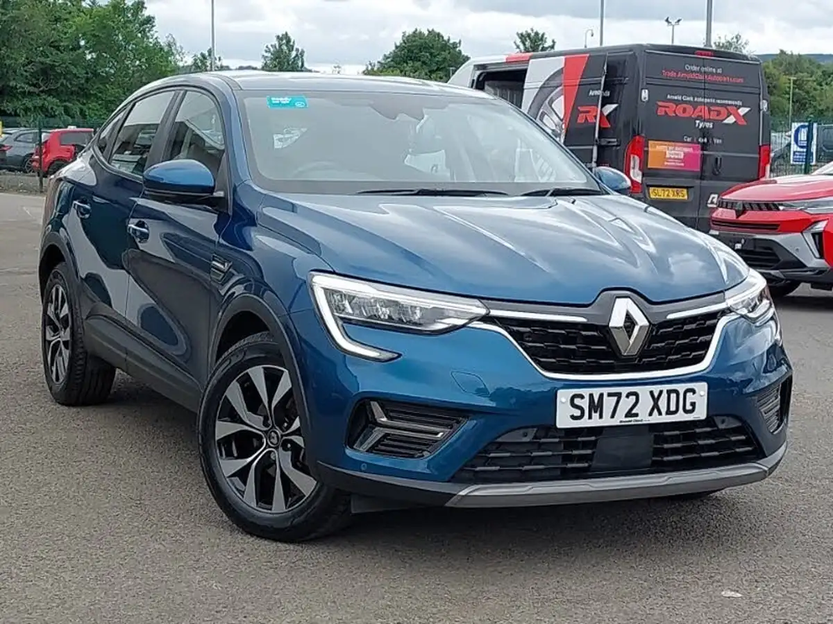2023-renault-arkana-16-iconic-big-0