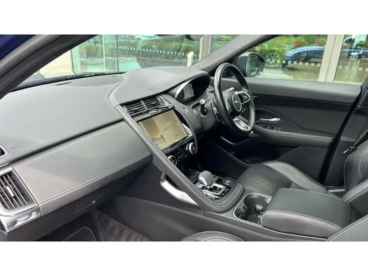 2021-jaguar-e-pace-20-d200-r-dynamic-black-big-19