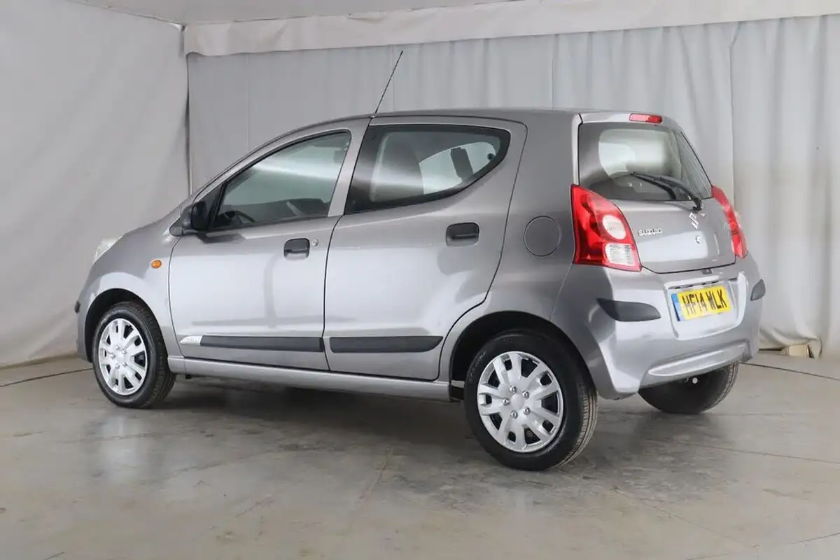 2014-suzuki-alto-10-sz-big-3