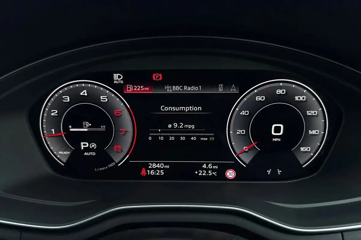2024-audi-a4-avant-20-35-tfsi-black-edition-big-43