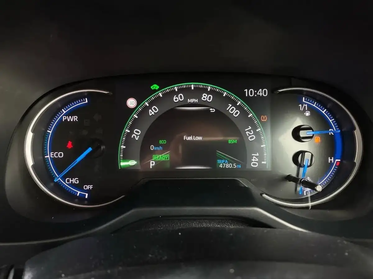 2021-toyota-rav4-25-vvt-i-black-edition-215bhp-big-15