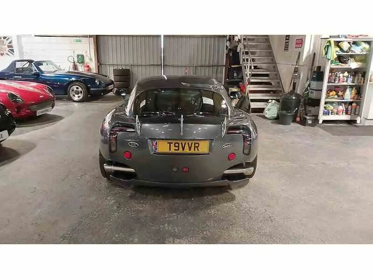 2005-tvr-sagaris-40-big-8
