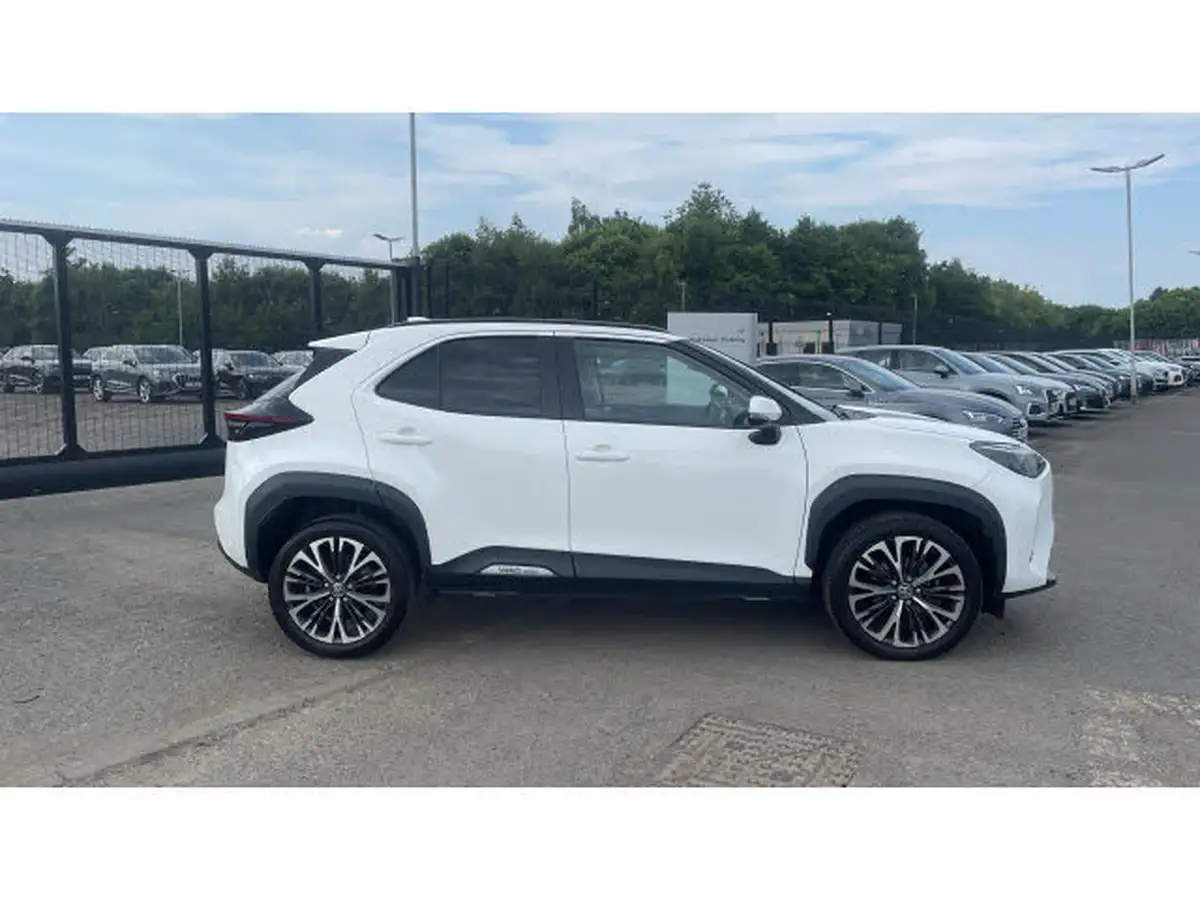 2024-toyota-yaris-cross-15-vvt-i-excel-awd-i-big-15
