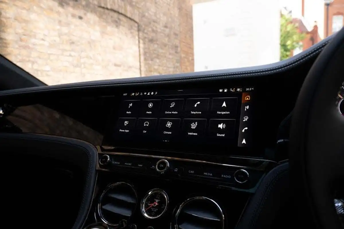 2024-bentley-continental-big-21