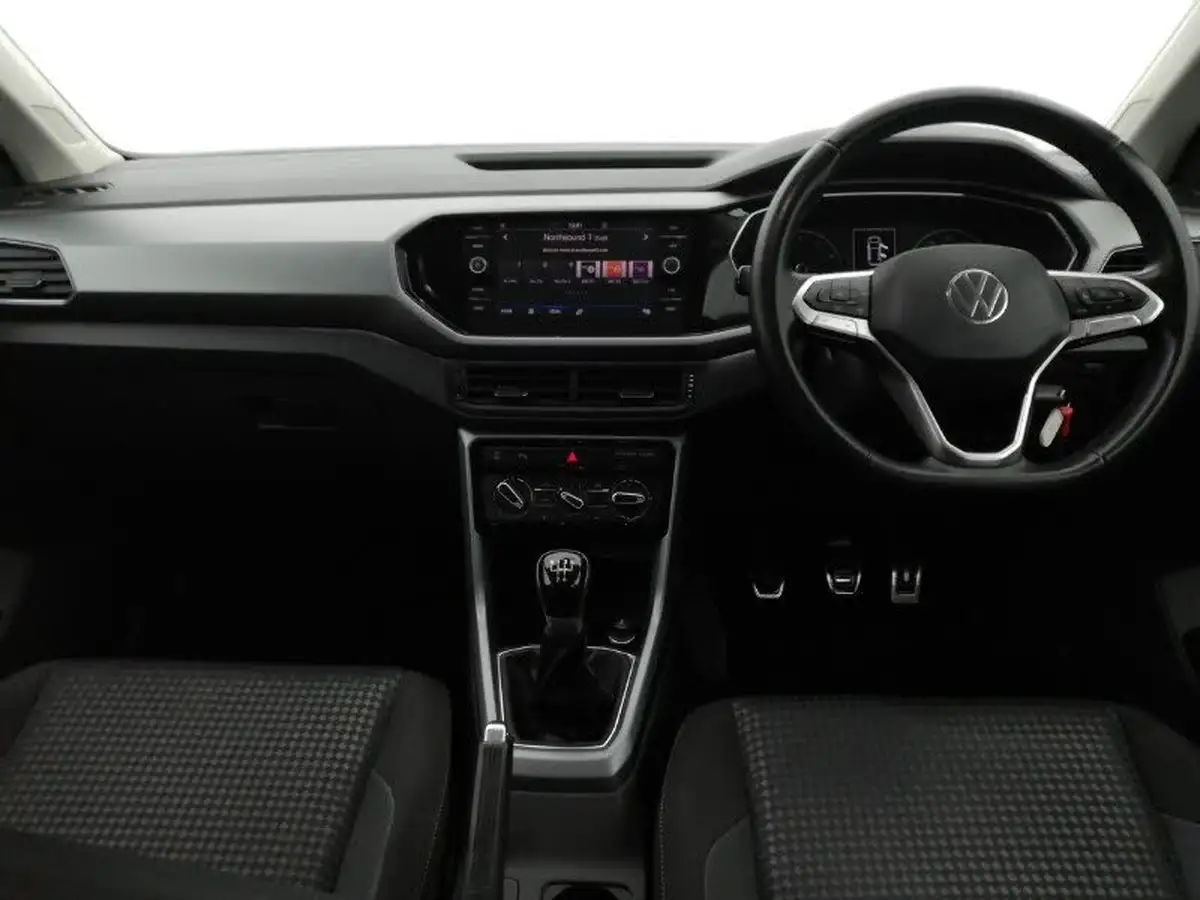 2021-volkswagen-t-cross-10-tsi-active-95ps-big-2
