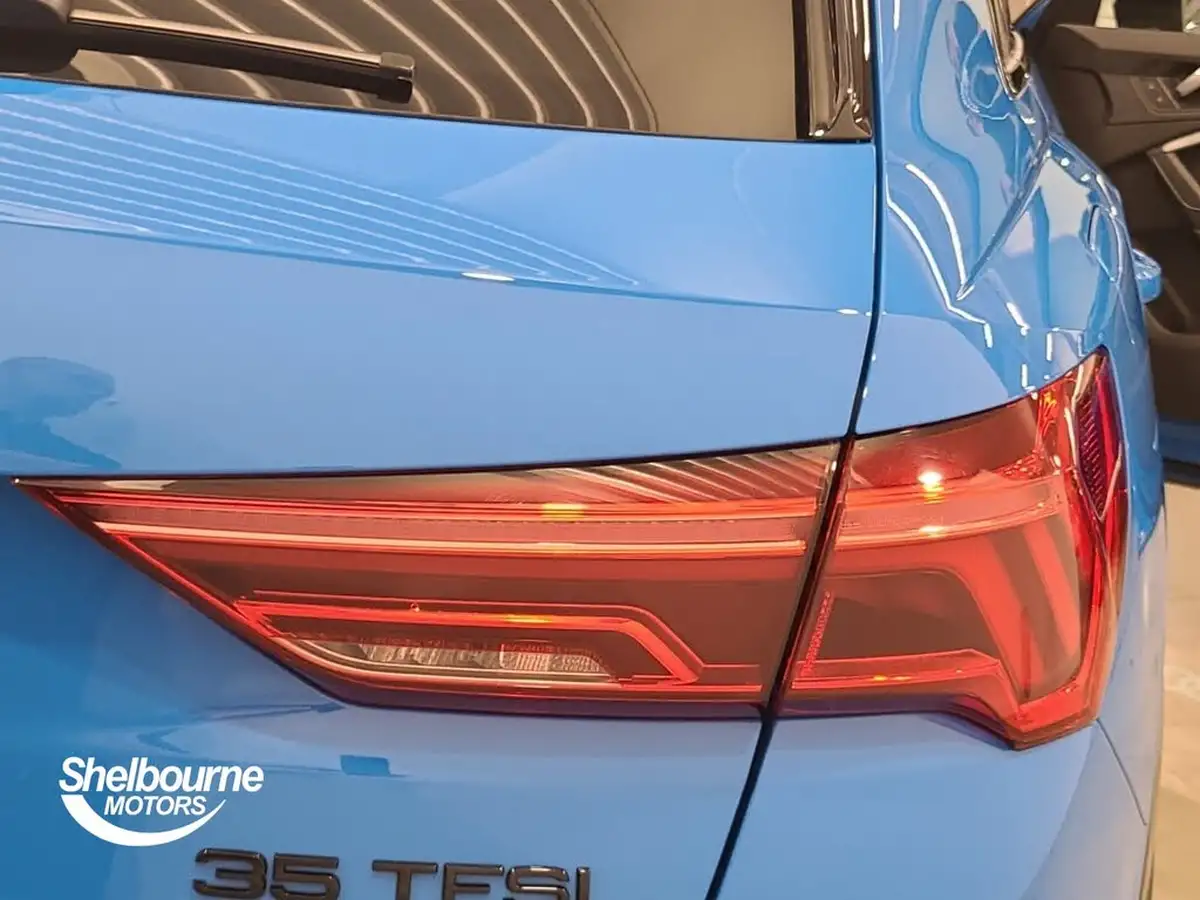 2022-audi-q3-15-35-tfsi-black-edition-codcomfort-sound-pack-station-wagon-big-23