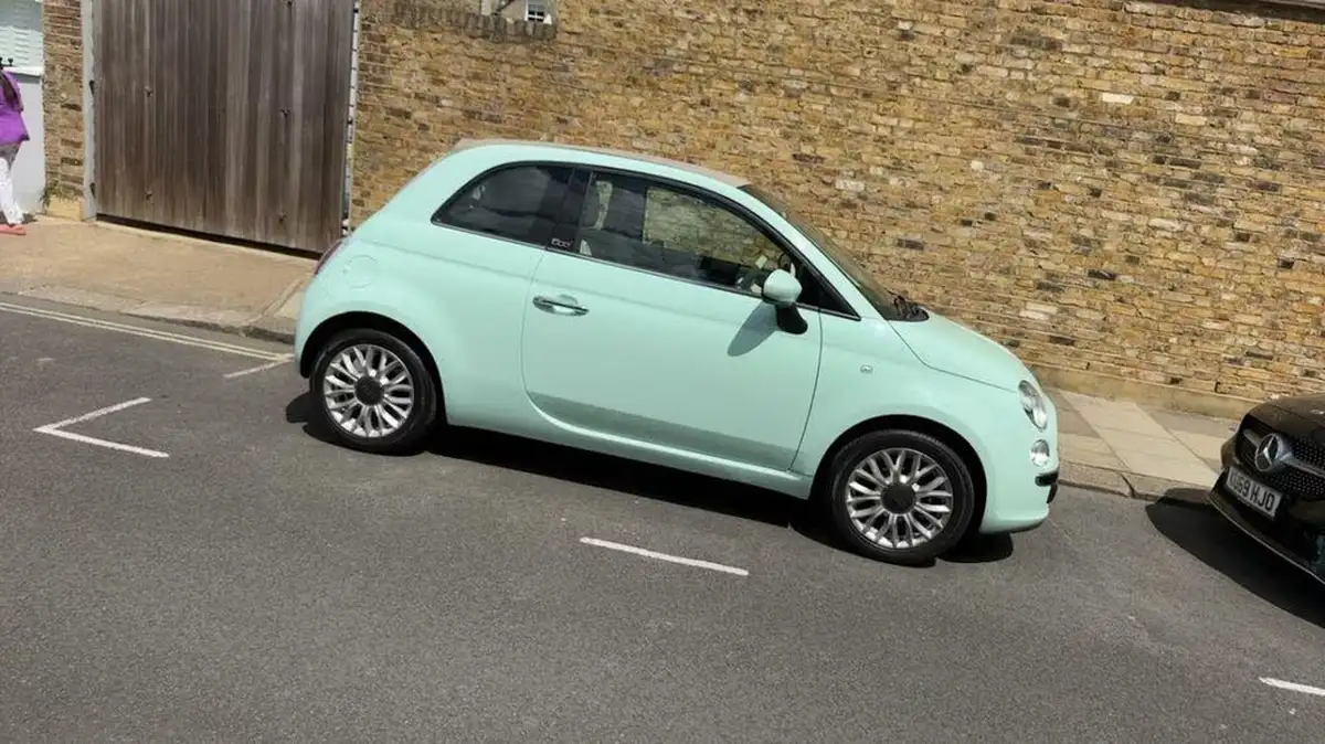 2014-fiat-500c-12-lounge-ss-dualogic-big-2