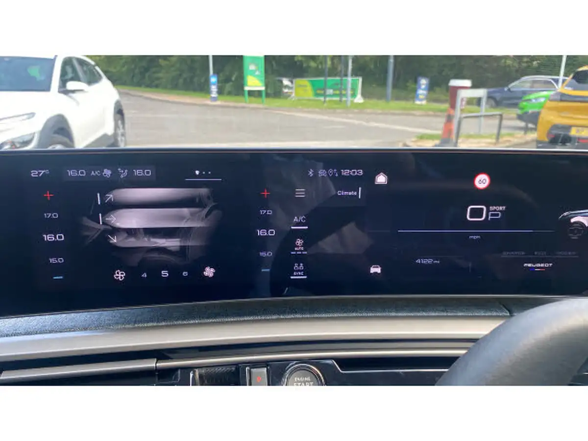 2025-peugeot-3008-suv-12-puretech-allure-136ps-hybrid-e-dsc6-big-17