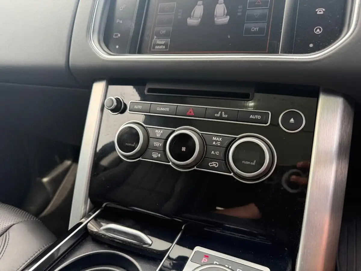 2016-land-rover-range-rover-30tdv6-vogue-30td-v6-awd-big-35