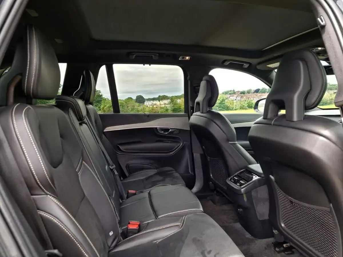 2021-volvo-xc90-20td-b5-r-design-big-9