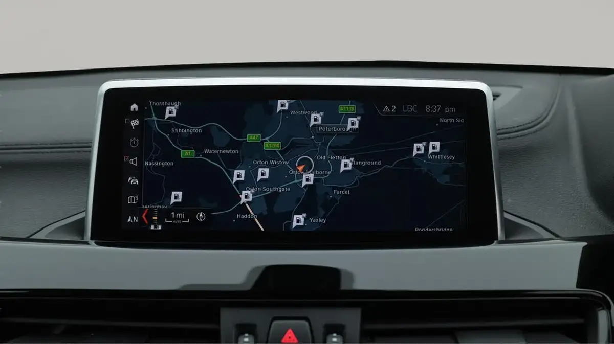 2022-bmw-x1-20-xdrive20i-xline-big-11