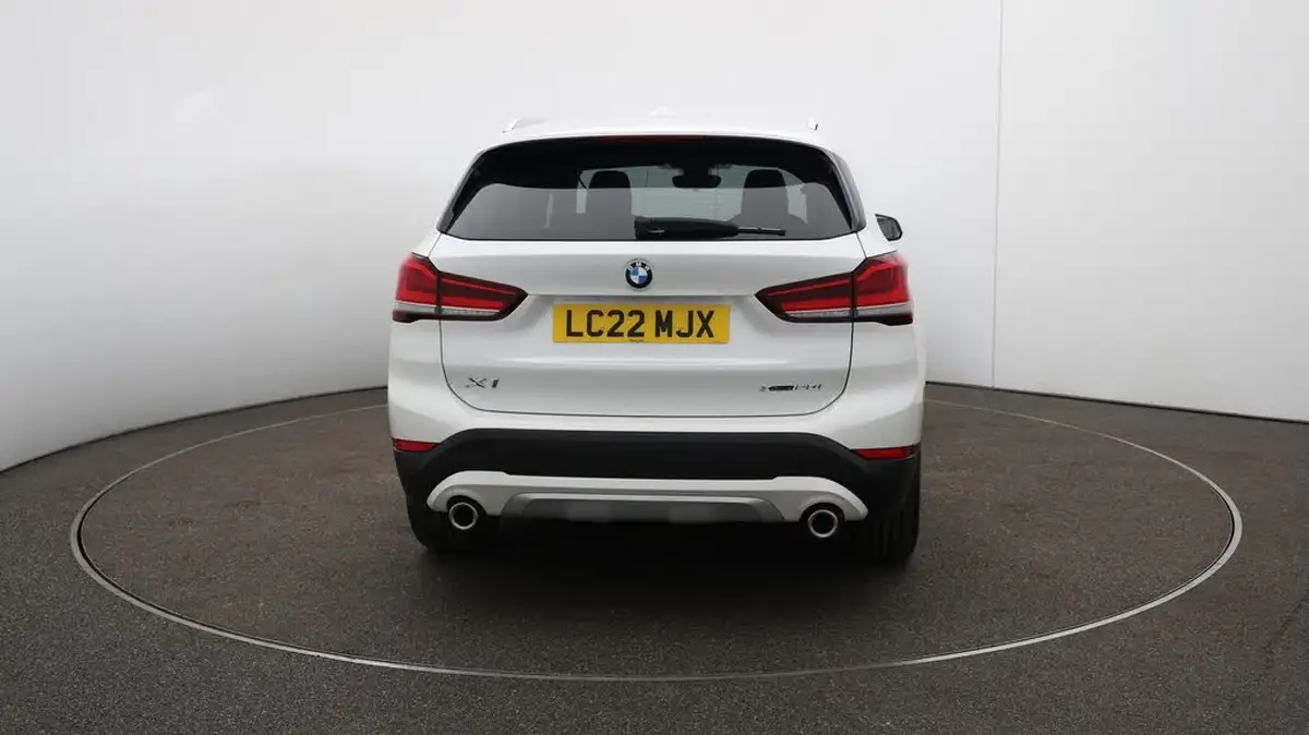 2022-bmw-x1-20-xdrive20i-xline-big-59