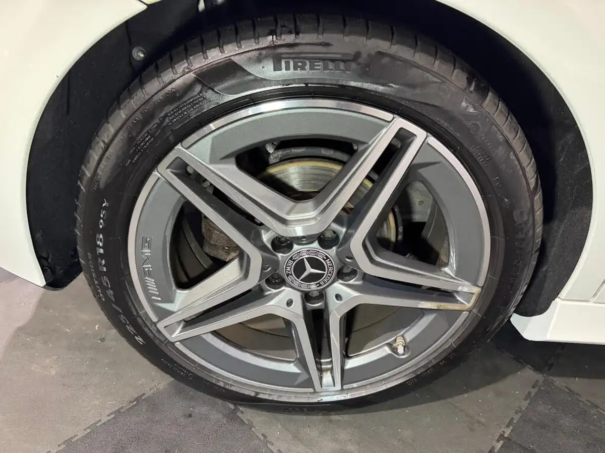2019-mercedes-benz-a-class-20d-a200d-amg-line-premium-hatchback-5d-big-27