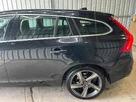2015-volvo-v60-16td-d2-r-design-small-10