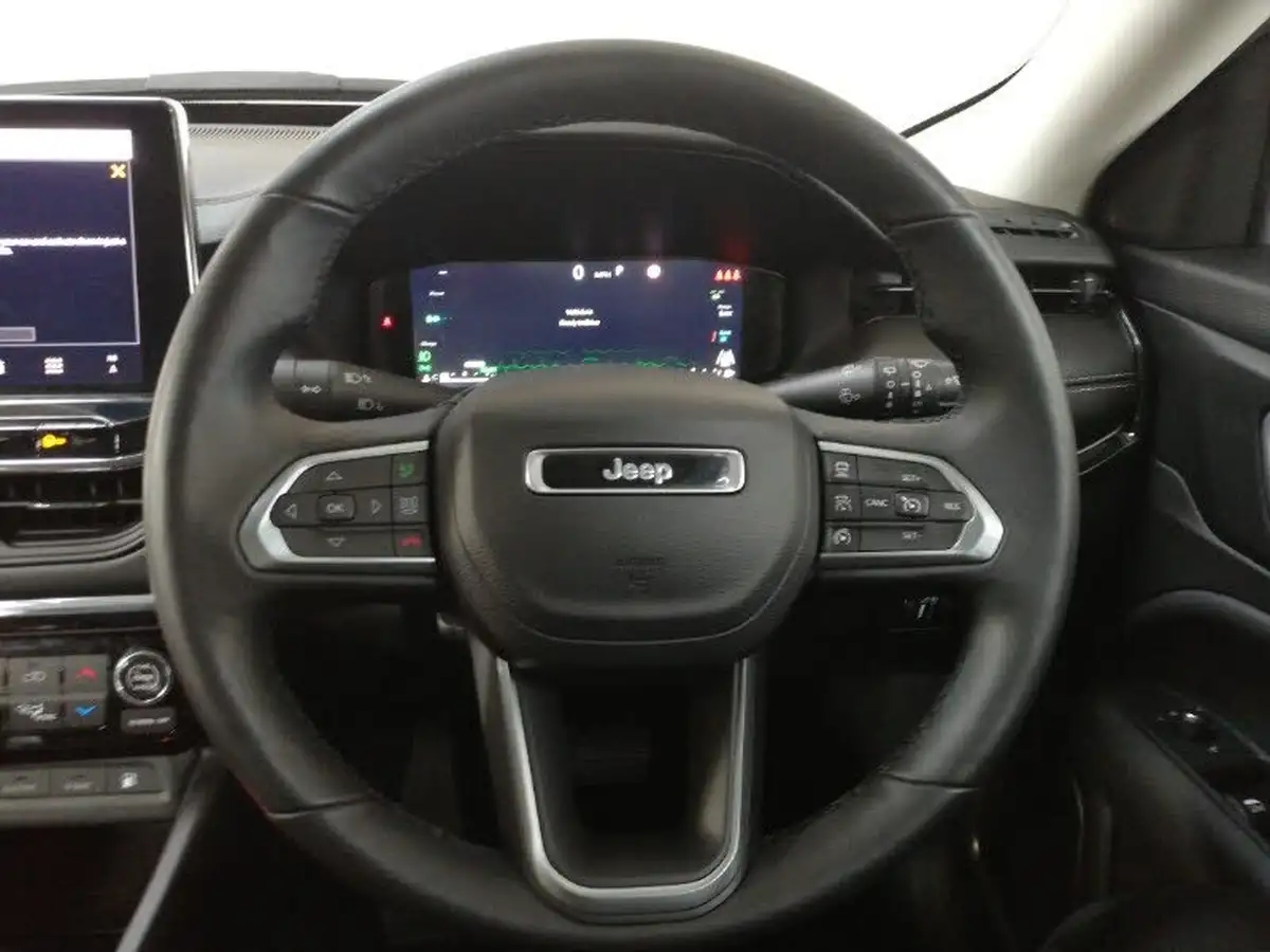 2024-jeep-compass-13-gse-s-big-10