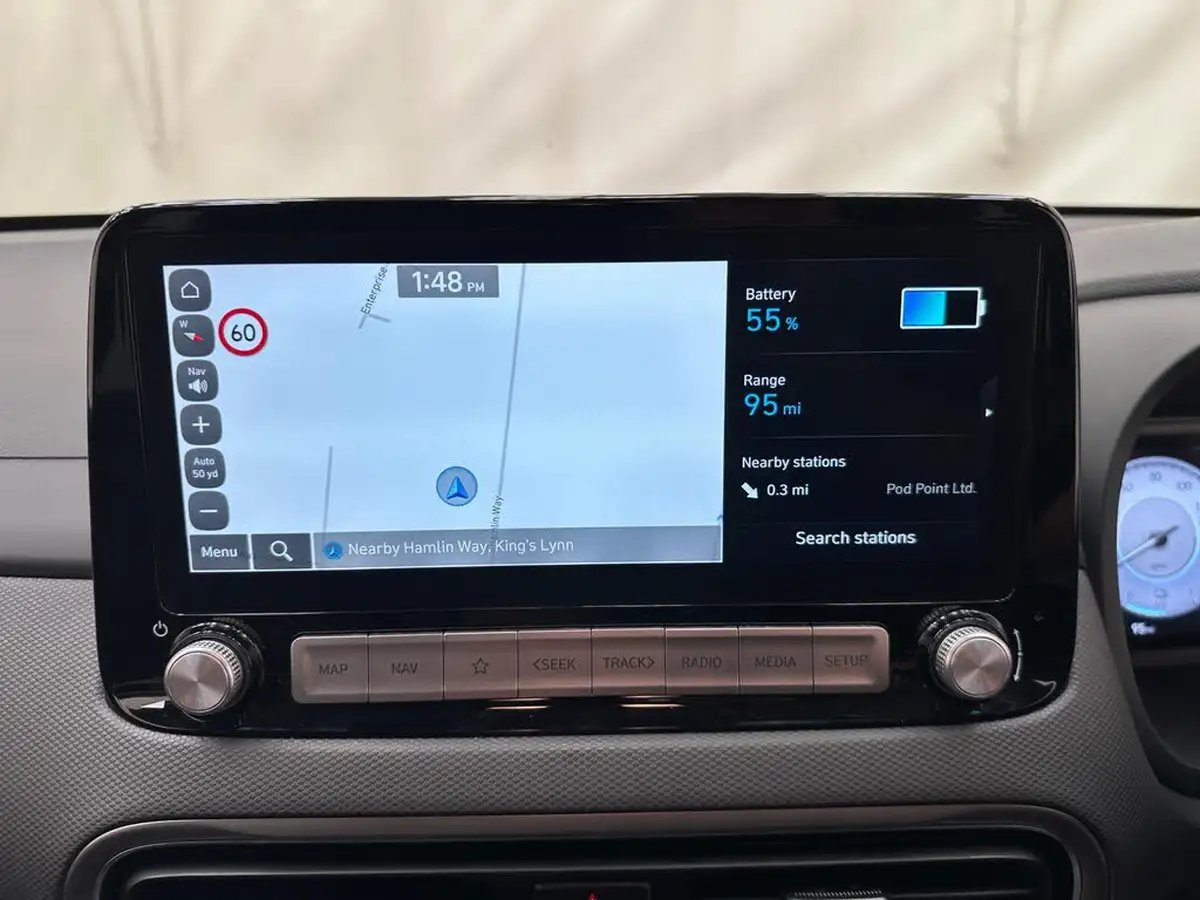 2023-hyundai-kona-e-premium-136ps-39kwh-big-17