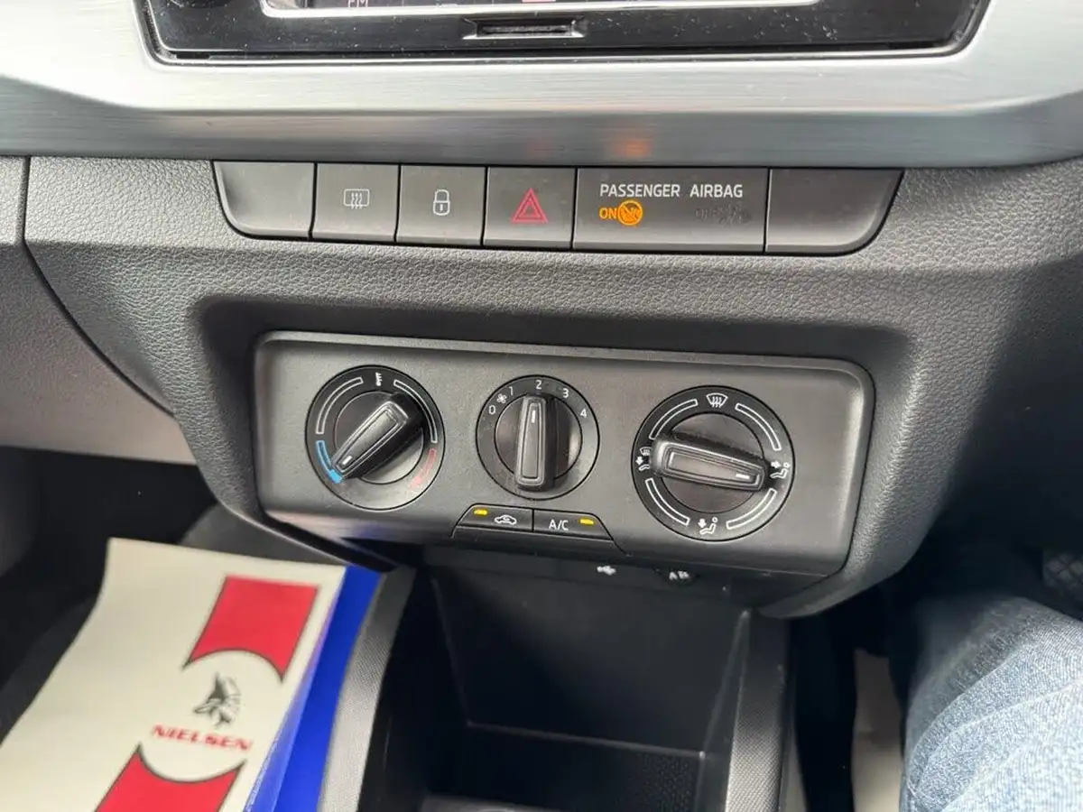 2019-skoda-fabia-10-tsi-colour-edition-big-20