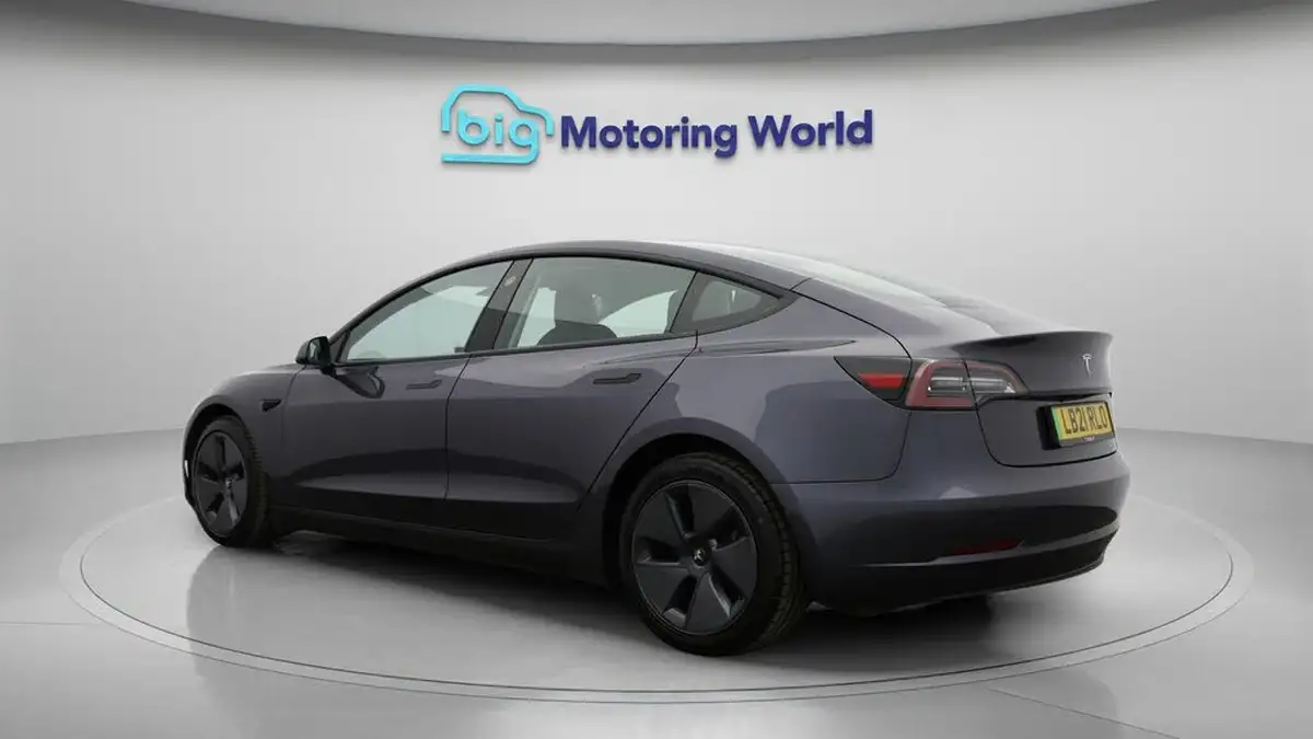 2021-tesla-model-3-e-long-range-4x4-big-5