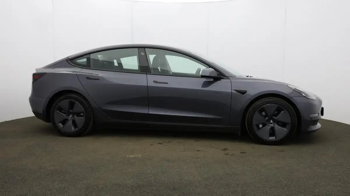 2021-tesla-model-3-e-long-range-4x4-big-53