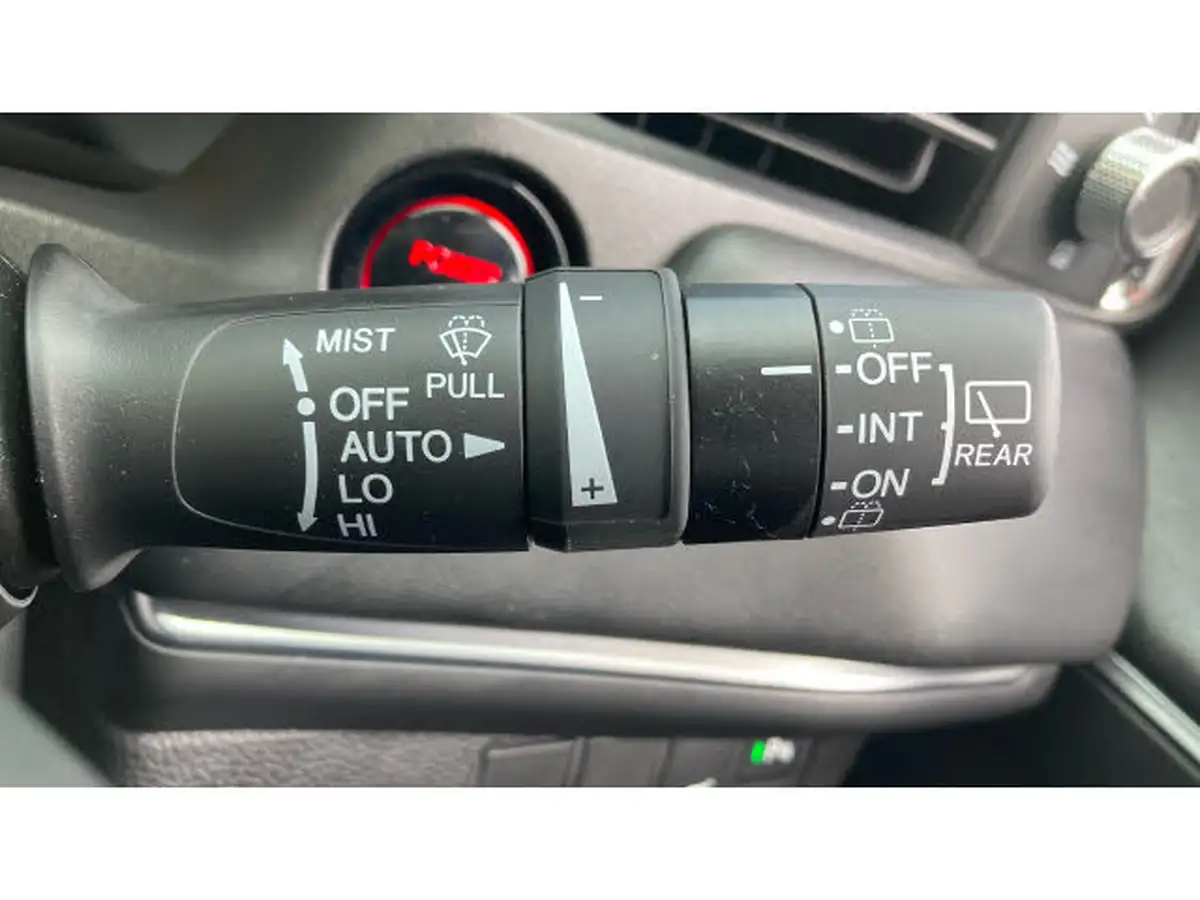 2025-honda-hr-v-15-i-mmd-advance-big-29