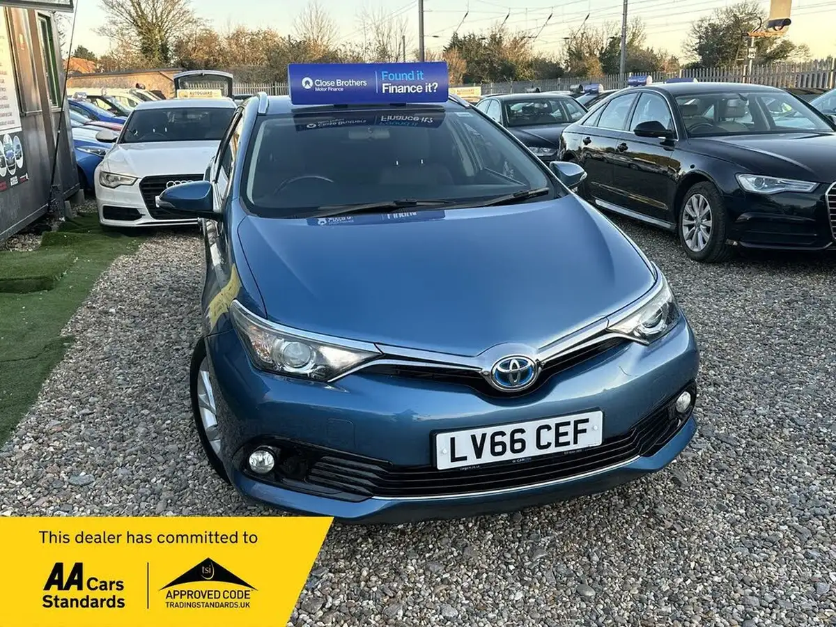 2016-toyota-auris-18-vvt-i-hsd-business-edition-estate-big-0