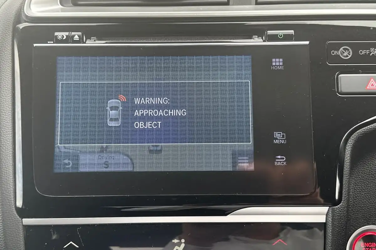2018-honda-jazz-13-i-vtec-ex-navi-cvt-big-40