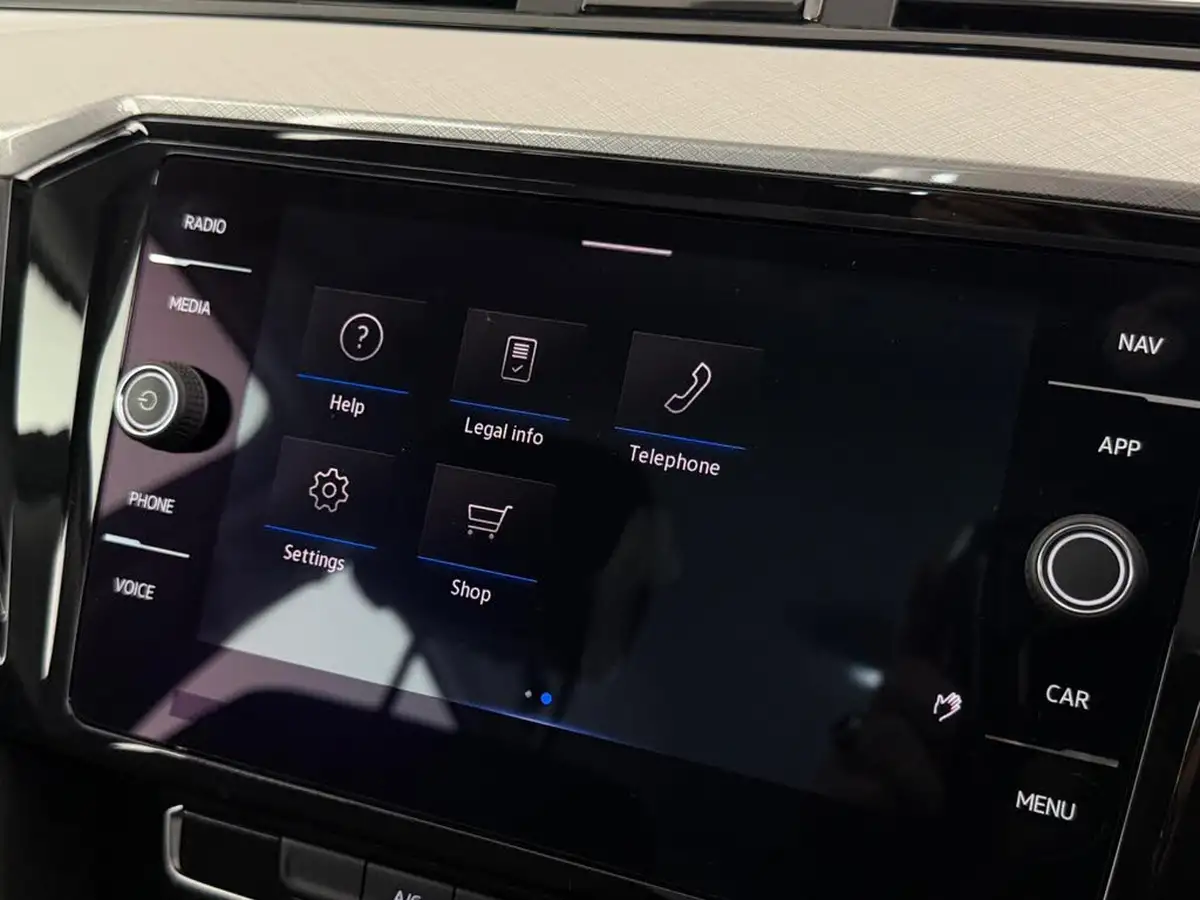 2023-volkswagen-passat-15-tsi-se-nav-big-34