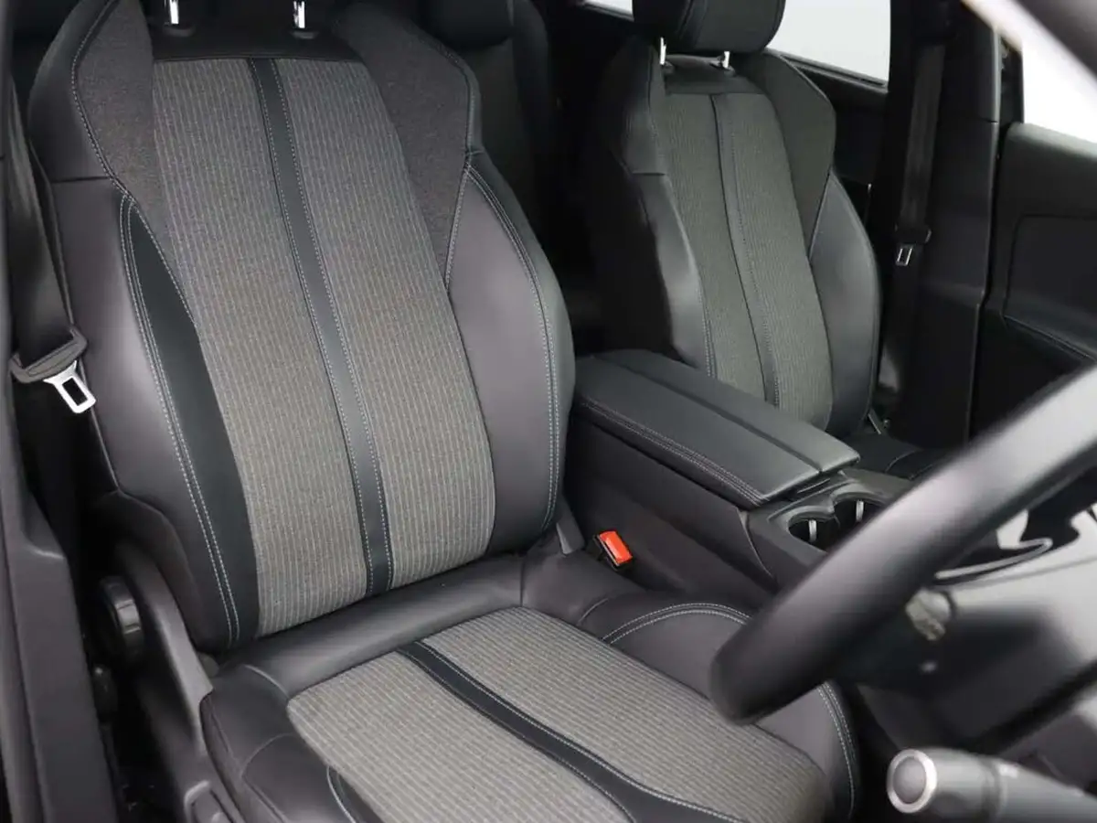 2022-peugeot-5008-suv-15-bluehdi-allure-premium-big-8